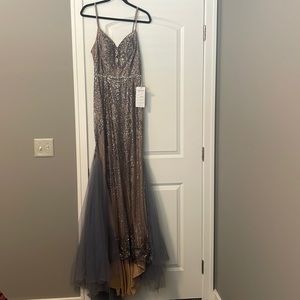 Brand new never worn mon Cheri dress